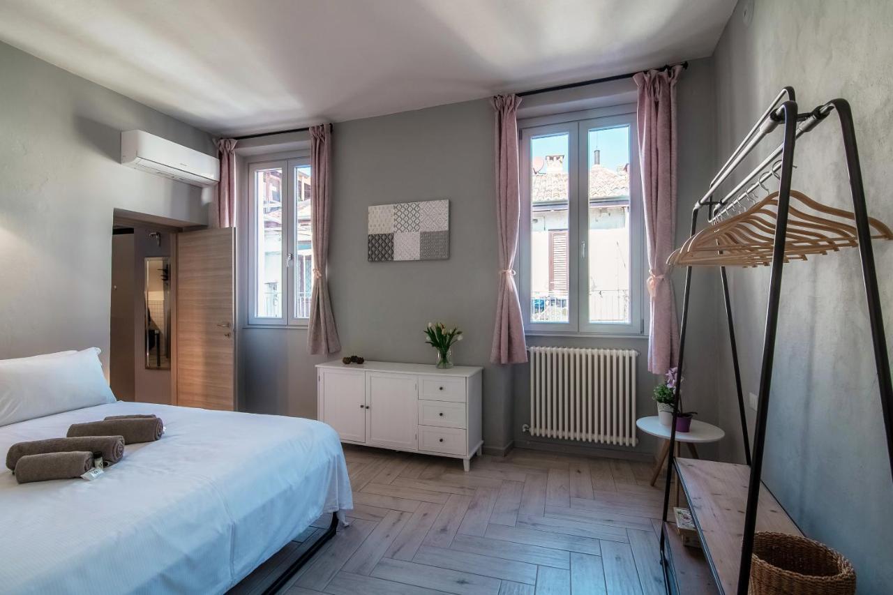 Barbablue Flat - The House Of Travelers Apartment Комо Екстериор снимка