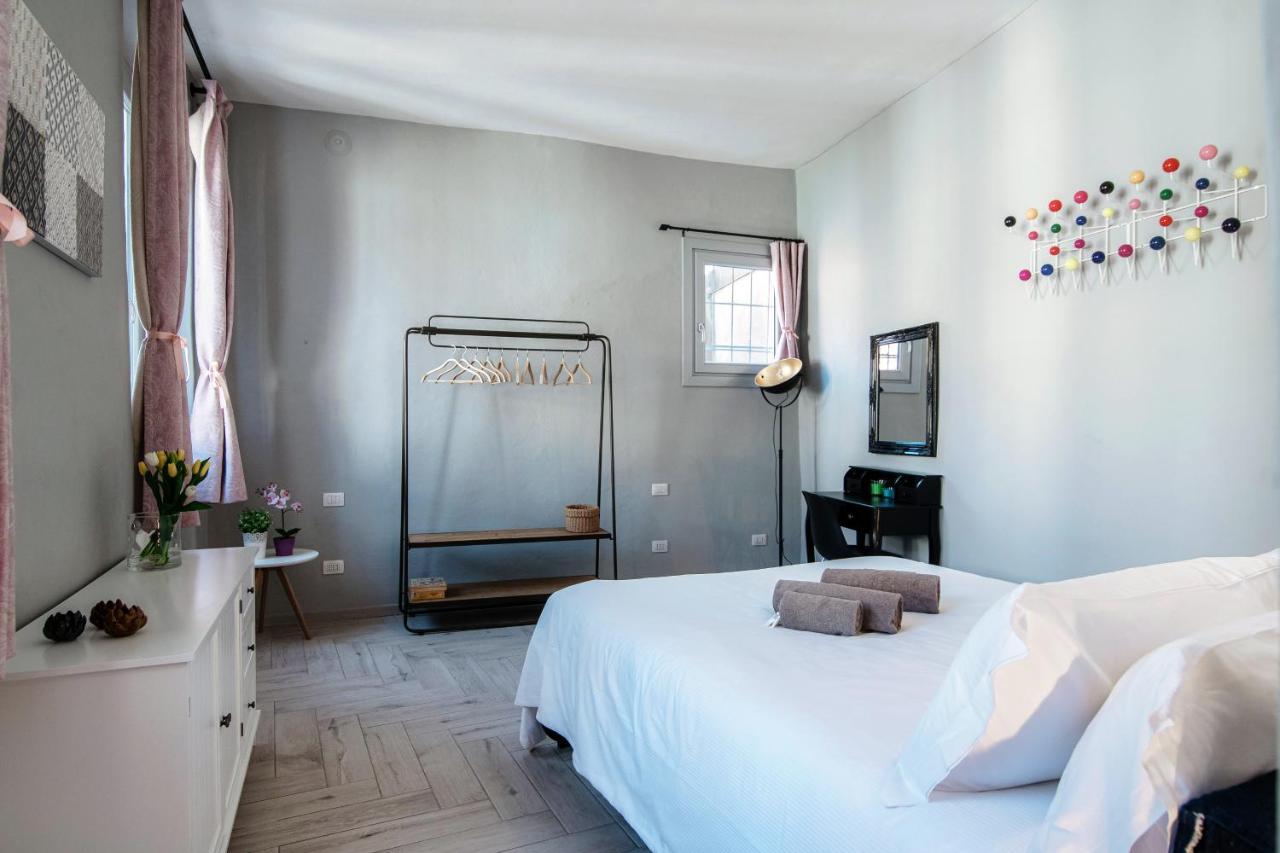 Barbablue Flat - The House Of Travelers Apartment Комо Екстериор снимка